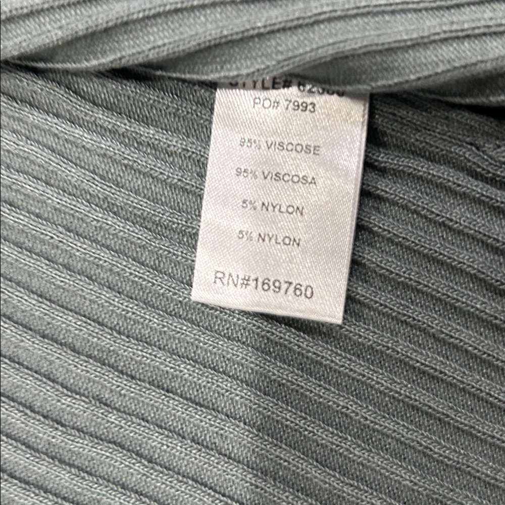 Open Front Ribbed Cardigan in Foam Green - Picture 6 of 7